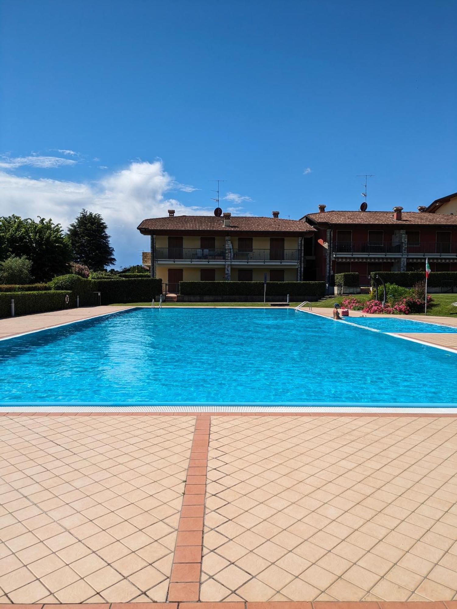 La Fenice Holiday Apartment Manerba del Garda Pokoj fotografie